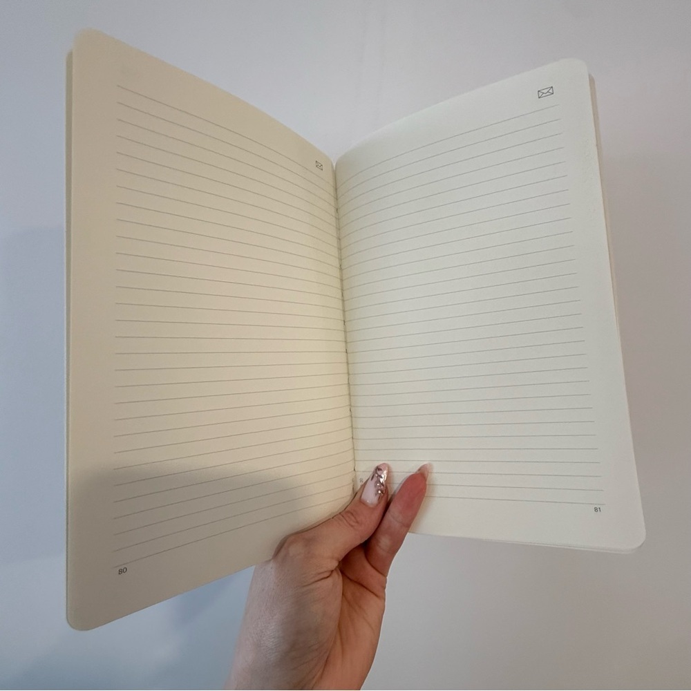 MOLESKINE Ruled Tablet Size Notebook | NEW - Picture 4 of 5